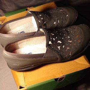 JBU by Jambu Women's Wildflower Moc Oxford Flat